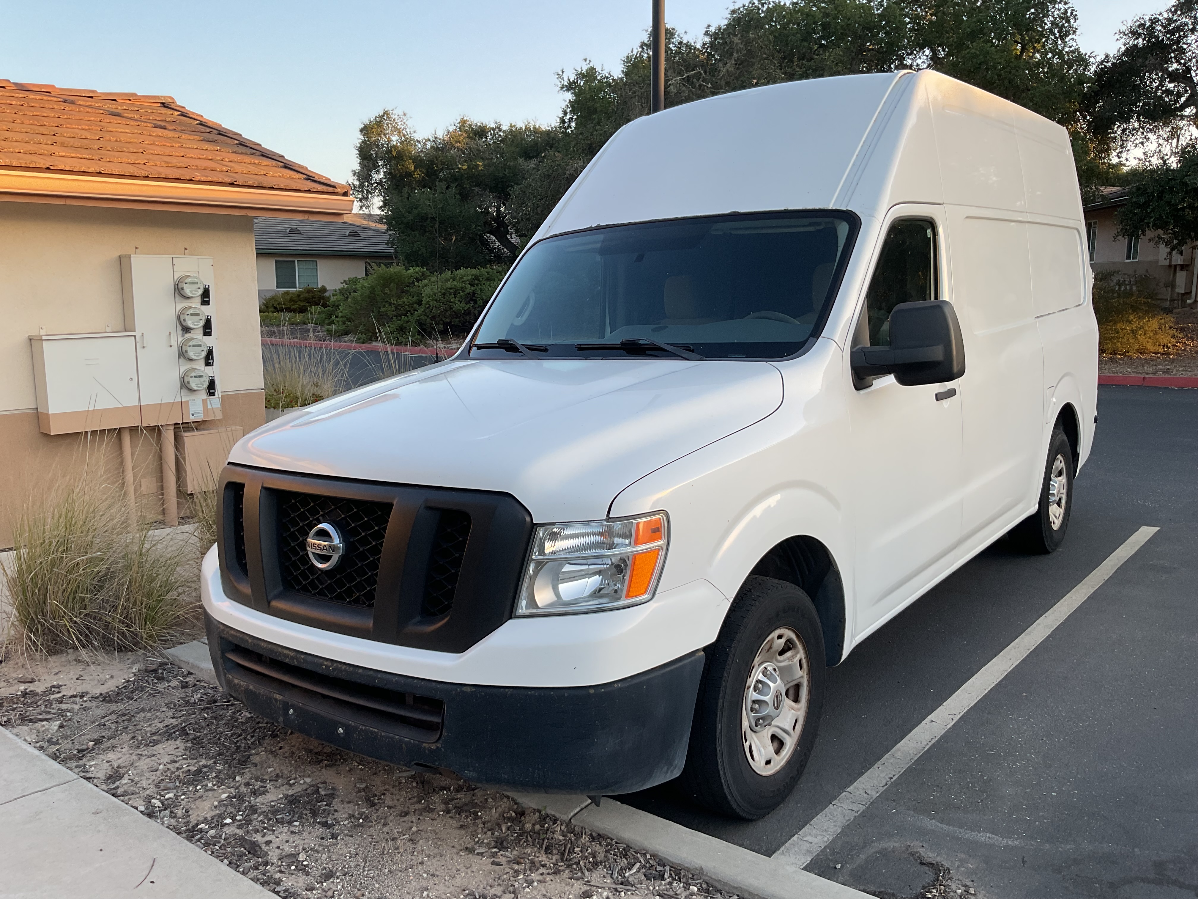 Used 2012 Nissan NV 2500 S w/ Side Curtain Airbag Pkg RWD image 23