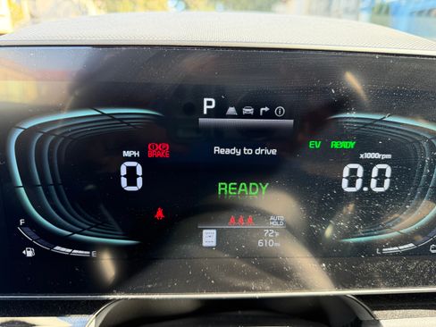 Used 2026 Kia Niro FWD image 14