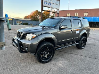 Used 2006 Nissan Pathfinder SE w/ (G01) SE Comfort Pkg