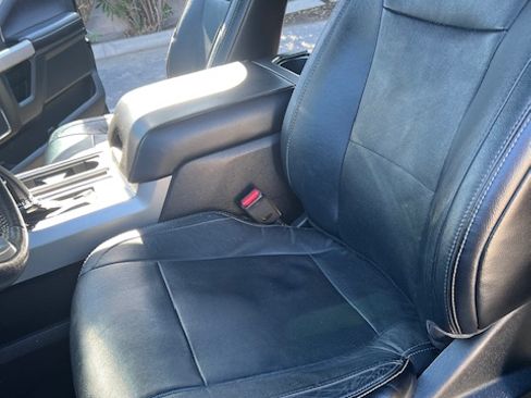 Used 2015 Ford F150 Lariat w/ Equipment Group 502A Luxury image 13