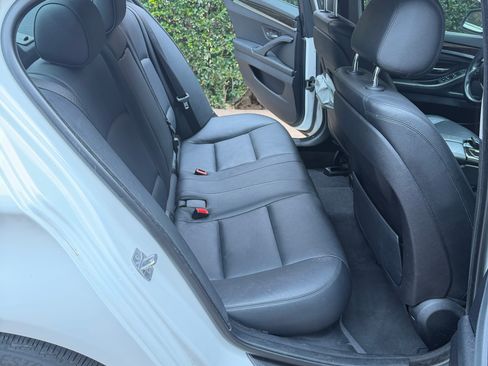 Used 2015 BMW 528i Sedan image 14