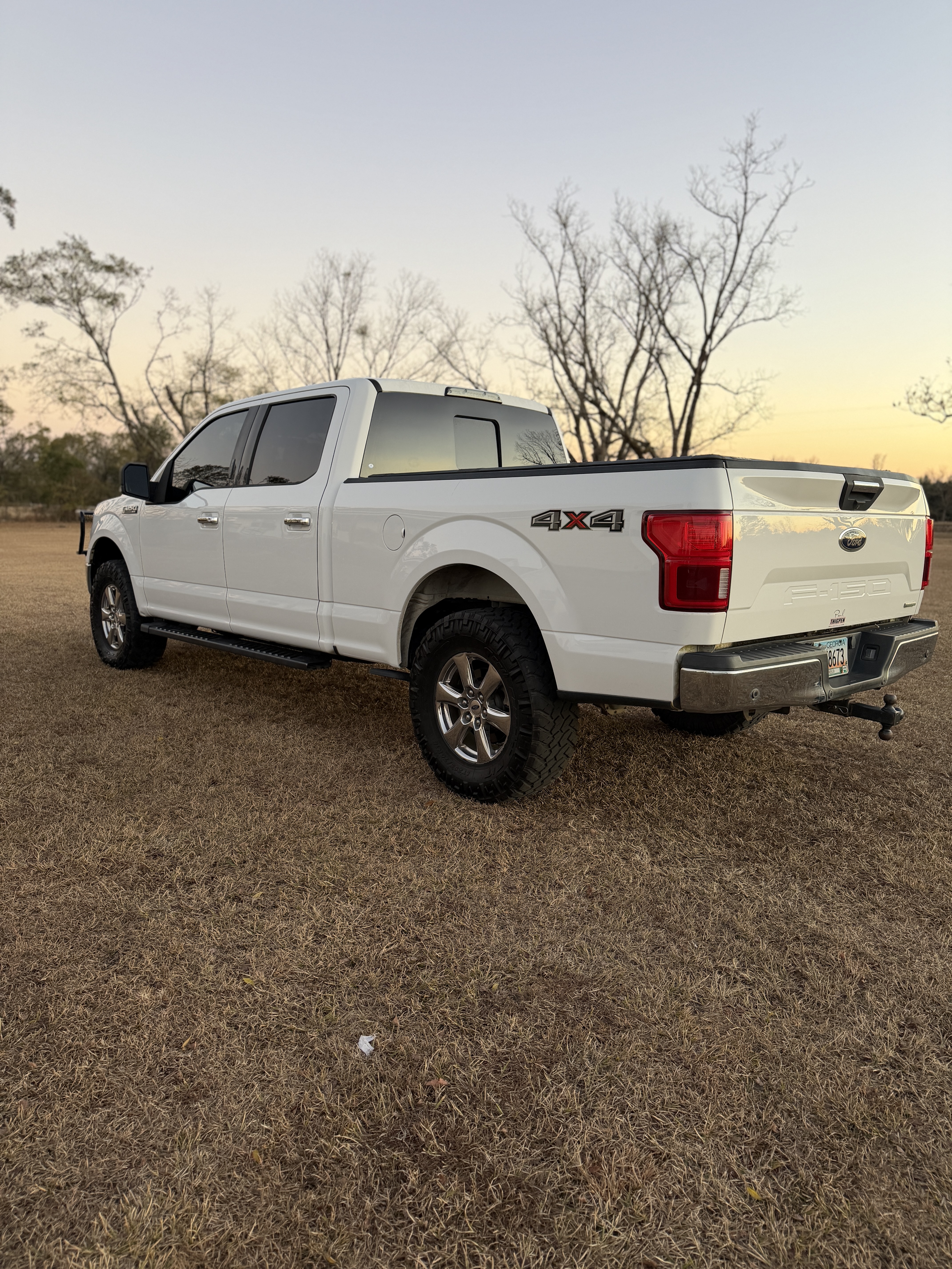 Used 2018 Ford F150 XLT w/ Equipment Group 302A Luxury AWD/4WD image 2