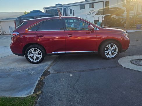 Used 2012 Lexus RX 450h AWD image 2