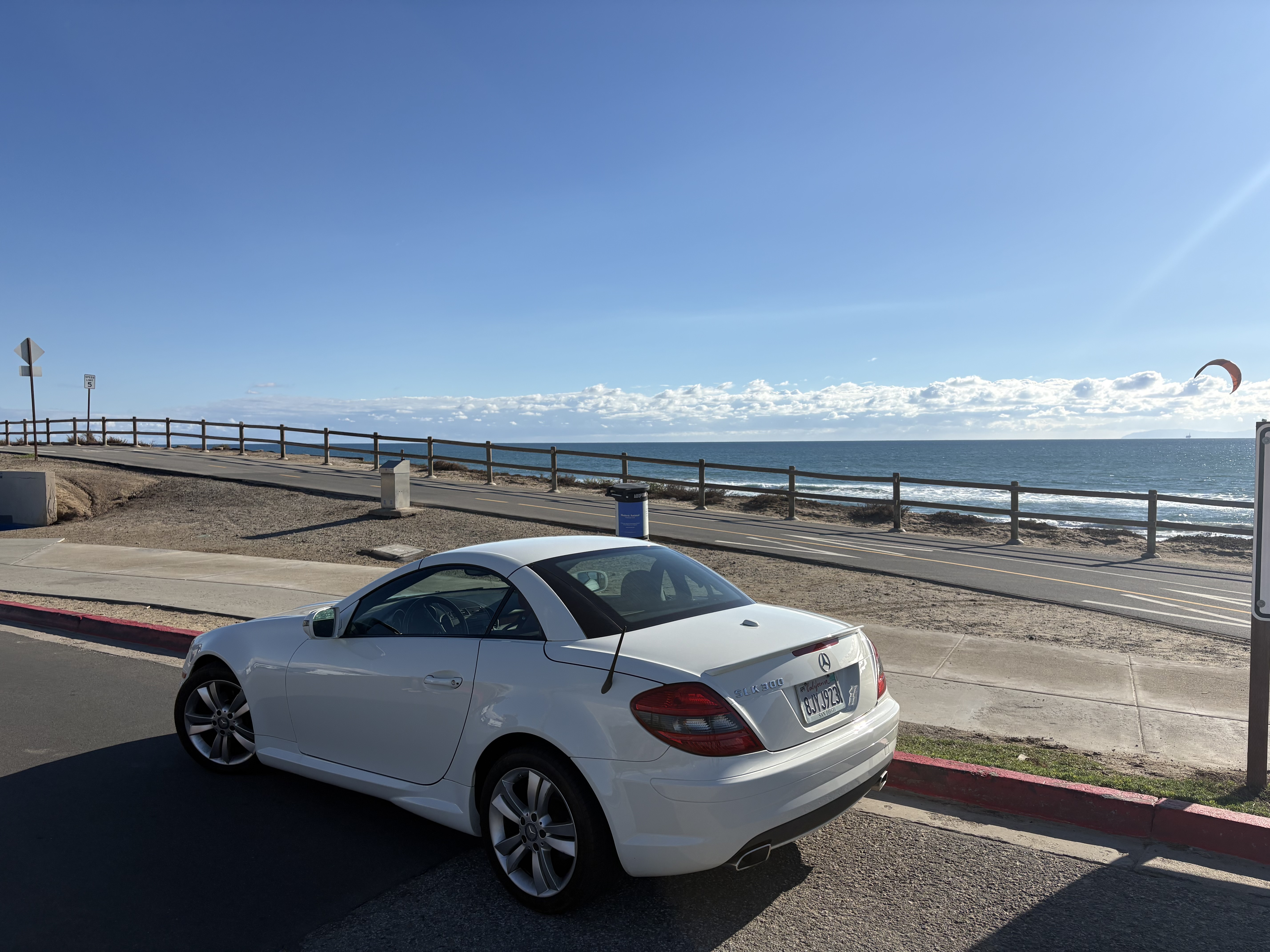 Used 2011 Mercedes-Benz SLK 300 image 15