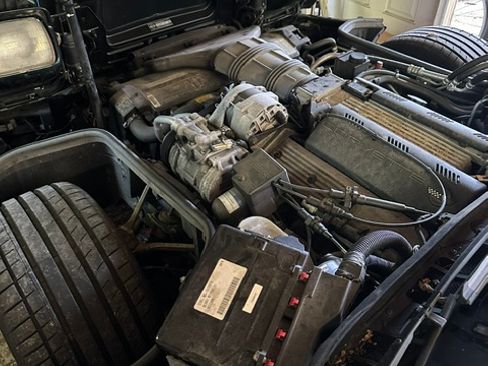 Used 1992 Chevrolet Corvette Coupe RWD image 13