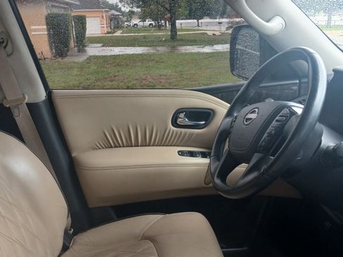 Used 2023 Nissan Armada Platinum w/ Captain's Chairs Package image 5