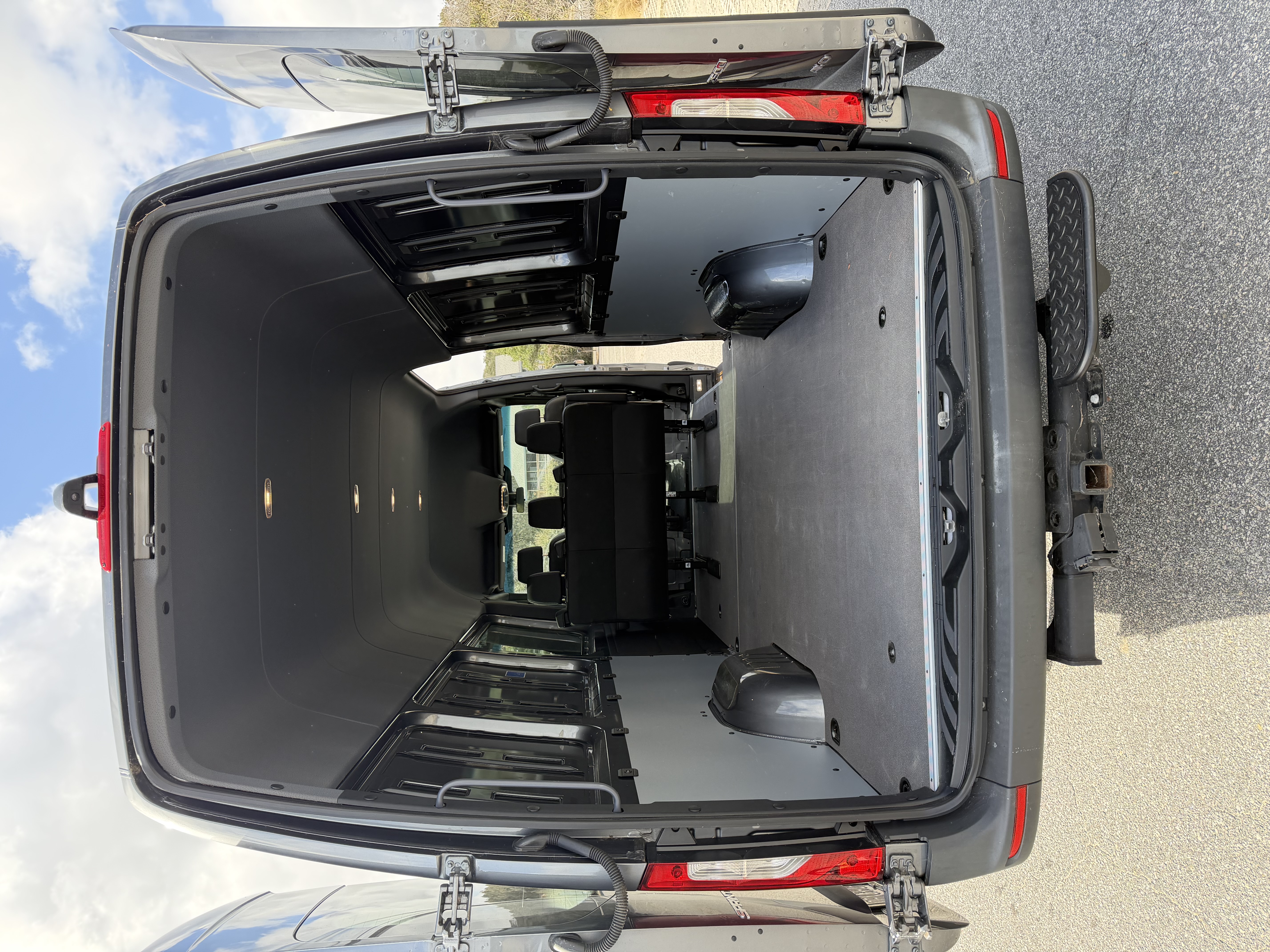 Used 2024 Mercedes-Benz Sprinter 2500 image 22