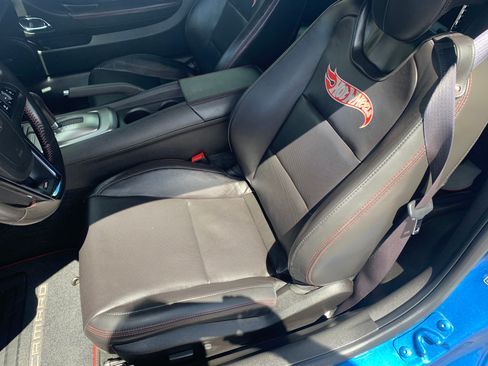 Used 2013 Chevrolet Camaro SS w/ Hot Wheels Special Edition RWD image 10