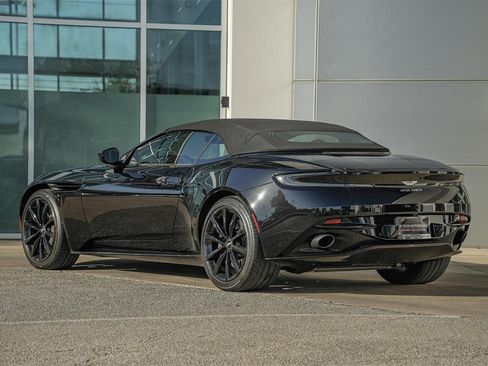 Used 2019 Aston Martin DB11 Volante Convertible 2D image 24