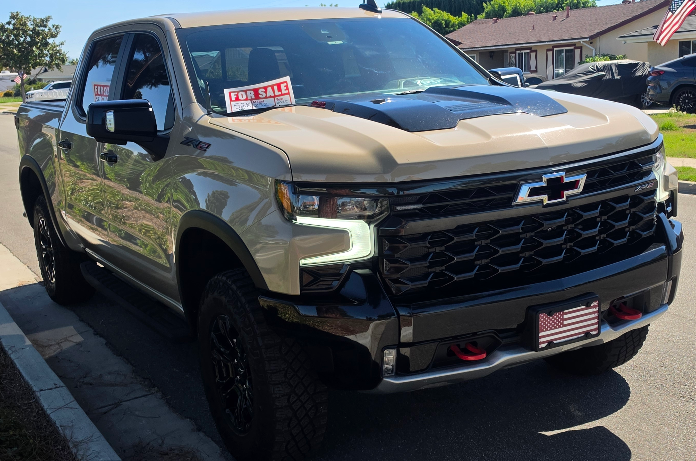 Used 2022 Chevrolet Silverado 1500 ZR2 w/ Technology Package AWD/4WD image 1