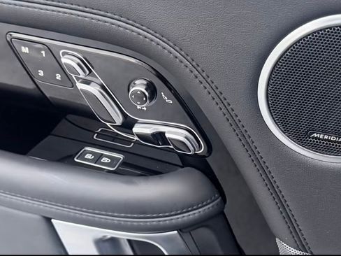 Used 2021 Land Rover Range Rover Westminster Edition image 14