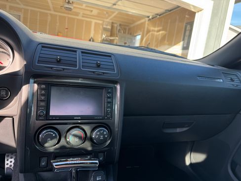Used 2009 Dodge Challenger R/T RWD image 11