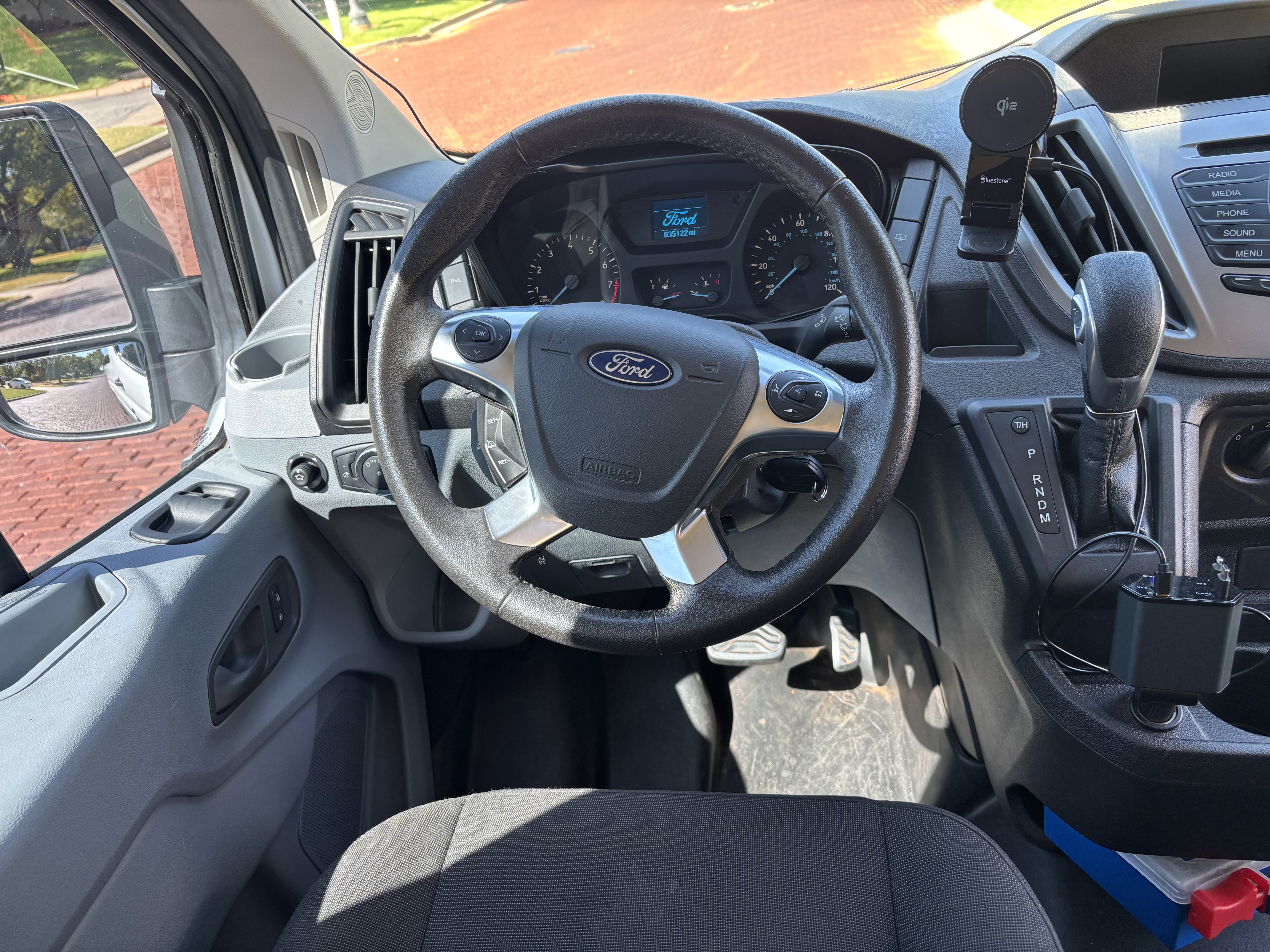 Used 2017 Ford Transit 350 XLT RWD image 5