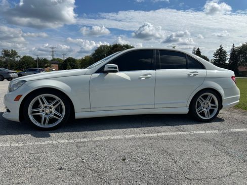 Used 2011 Mercedes-Benz C 300 Sedan image 4