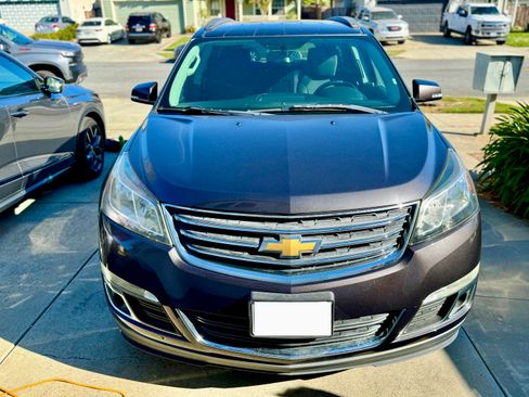 Used 2013 Chevrolet Traverse LT w/ All-Star Edition image 2