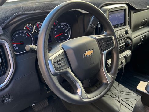 Used 2020 Chevrolet Silverado 1500 LT w/ Trailering Package image 16