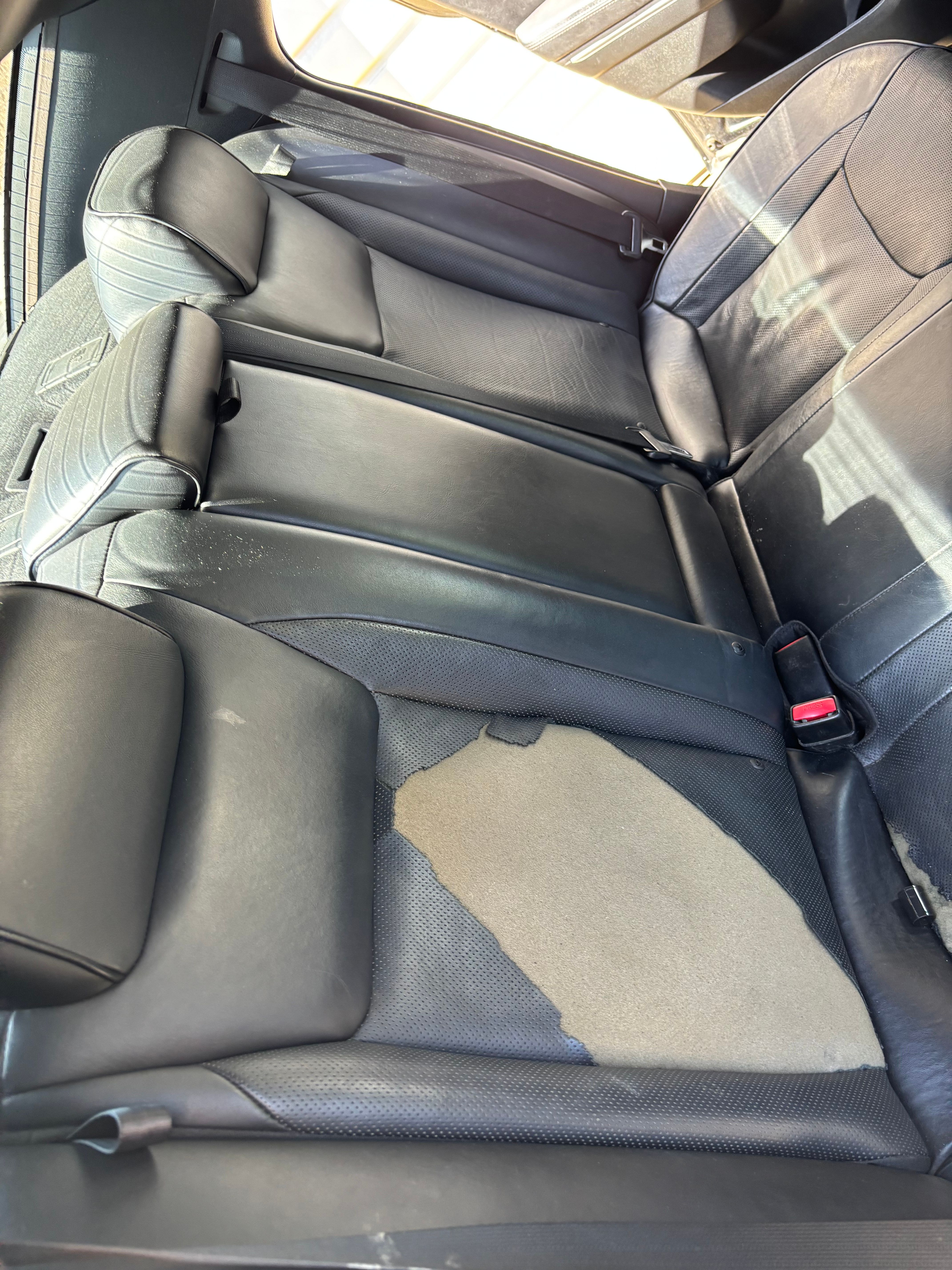 Used 2013 Chrysler 300 C RWD image 13