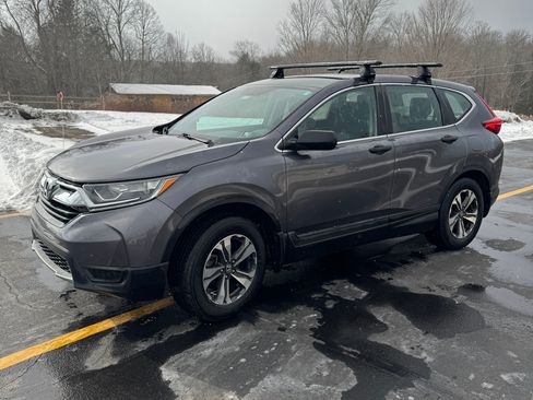 Used 2018 Honda CR-V LX image 6
