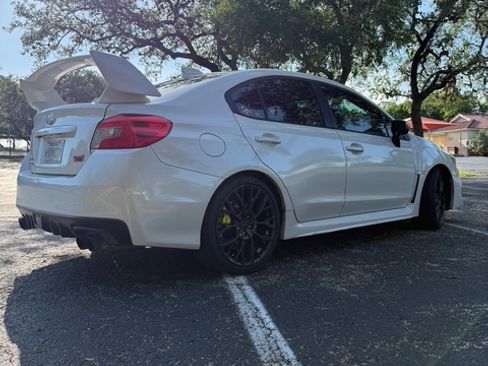 Used 2019 Subaru WRX STI Limited w/ Popular Package #1 AWD/4WD image 10