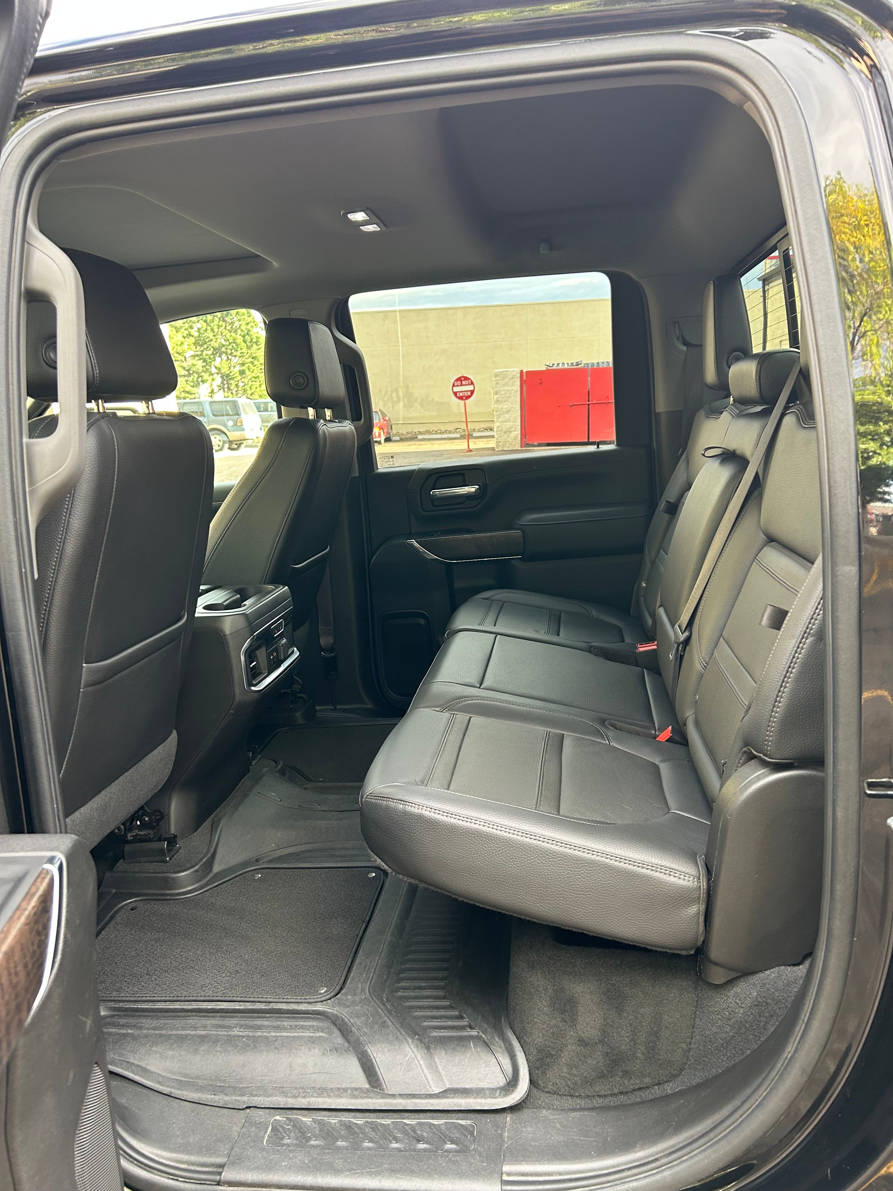 Used 2022 GMC Sierra 2500 Denali w/ Technology Package AWD/4WD image 12
