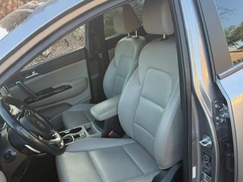 Used 2022 Kia Sportage Nightfall Edition w/ Nightfall Fwd Premium Package image 13
