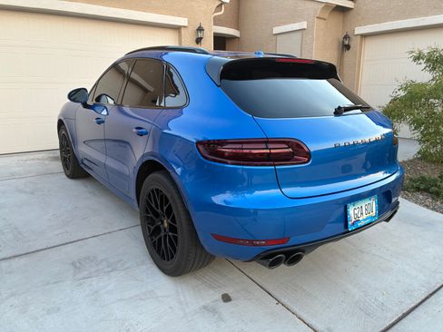 Used 2017 Porsche Macan GTS AWD/4WD image 4