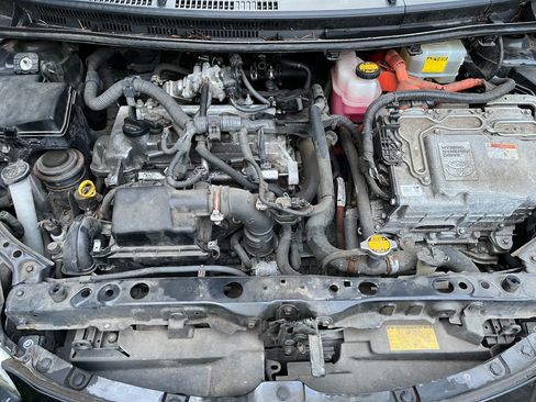 Used 2012 Toyota Prius C Four image 14