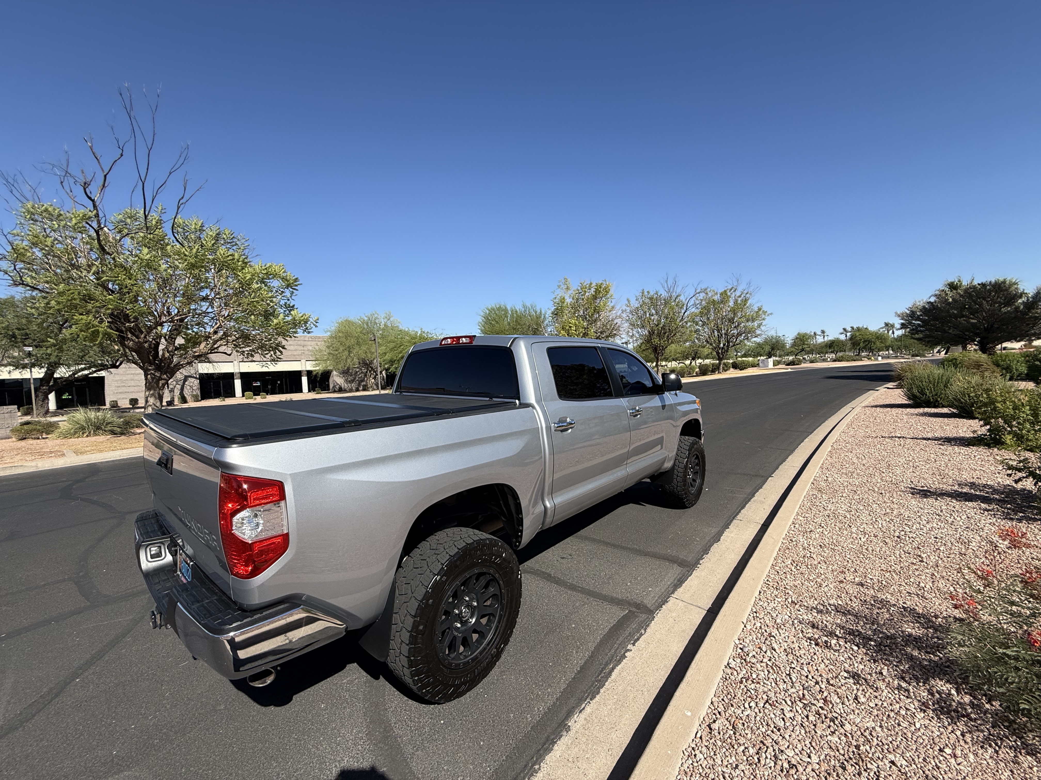 Used 2017 Toyota Tundra Limited w/ TRD Off Road Package RWD image 4