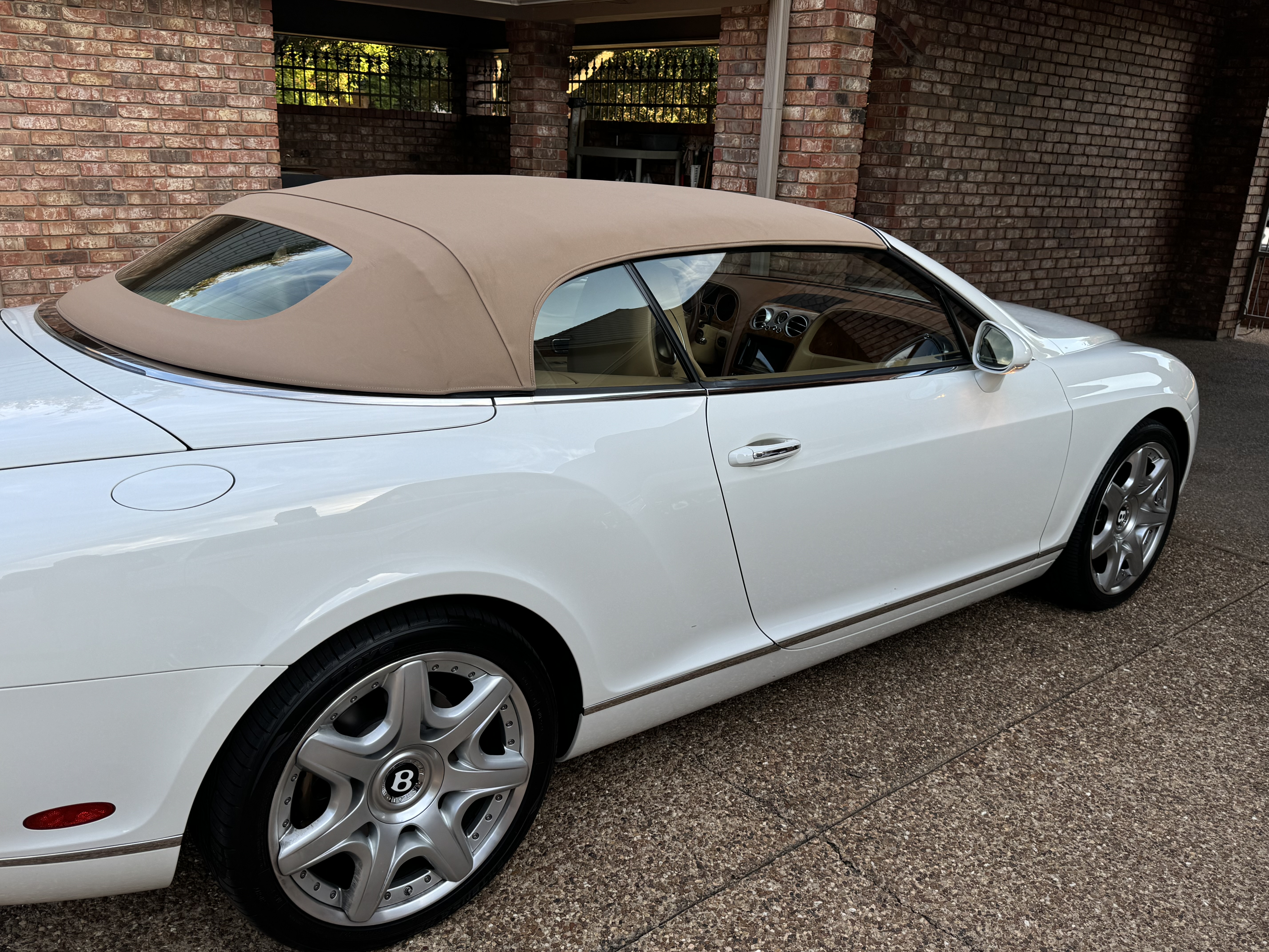 Used 2008 Bentley Continental GTC AWD/4WD image 11