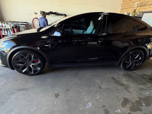 Used 2026 Tesla Model X Plaid AWD/4WD image 9