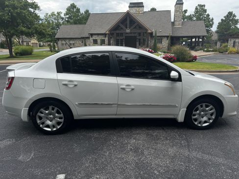 Used 2011 Nissan Sentra 2.0 S image 4