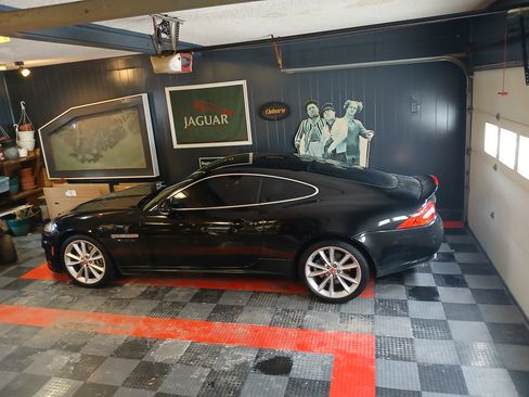 Used 2014 Jaguar XK Touring image 1