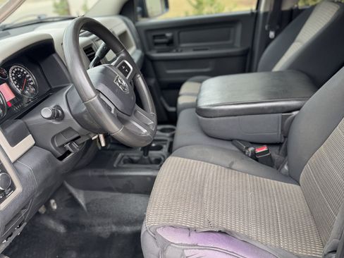 Used 2011 RAM 2500 ST w/ ST Popular Equipment Group image 9