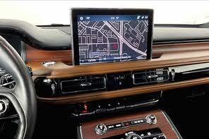 Used 2023 Lincoln Aviator Reserve w/ Equipment Group 201A RWD image 15