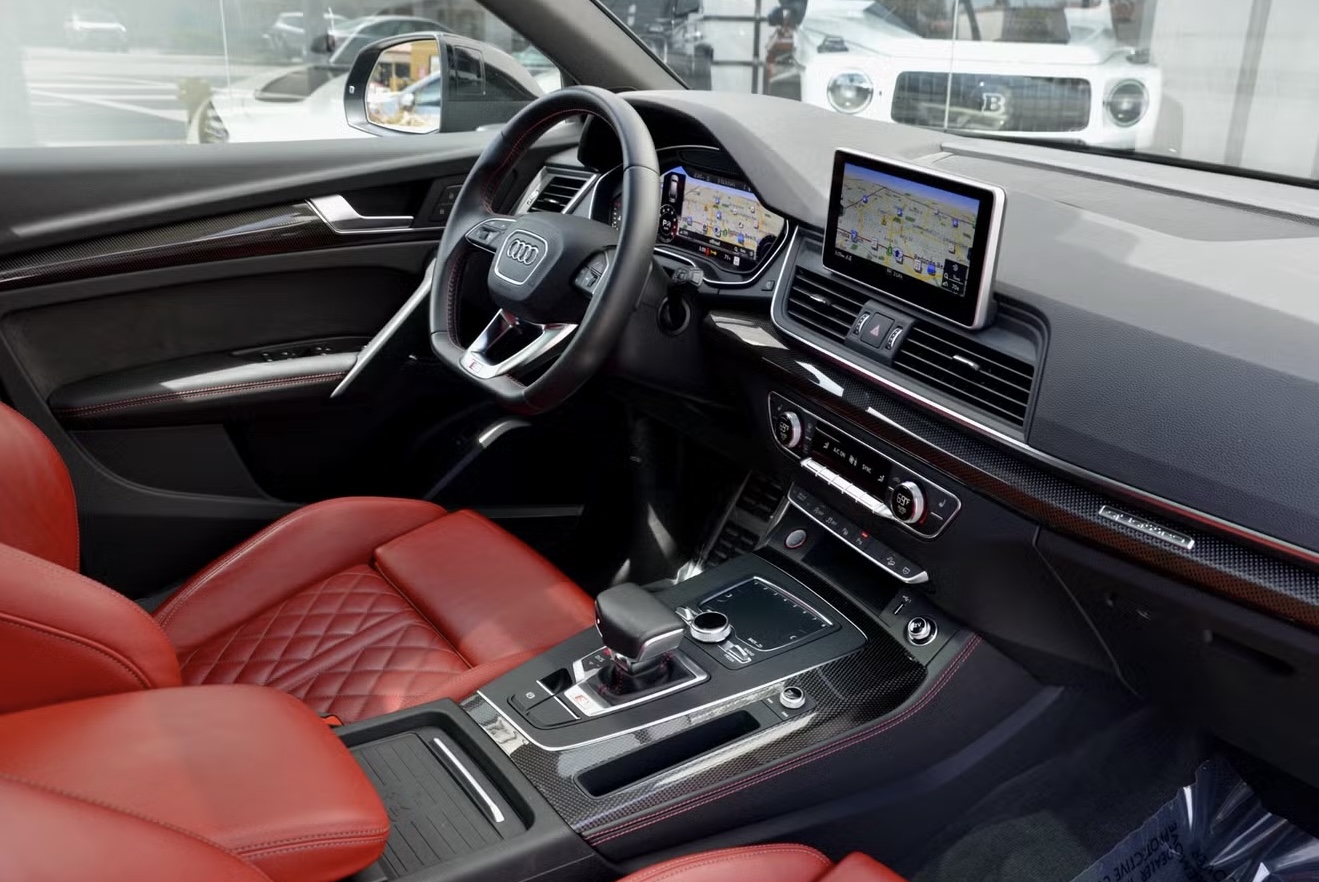 Used 2018 Audi SQ5 Premium Plus w/ Navigation Package AWD/4WD image 14