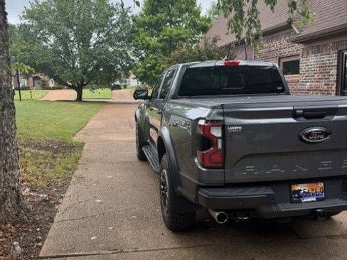 Used 2025 Ford Ranger Raptor AWD/4WD image 2