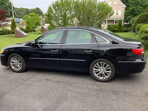 Used 2011 Hyundai Azera Limited FWD image 11