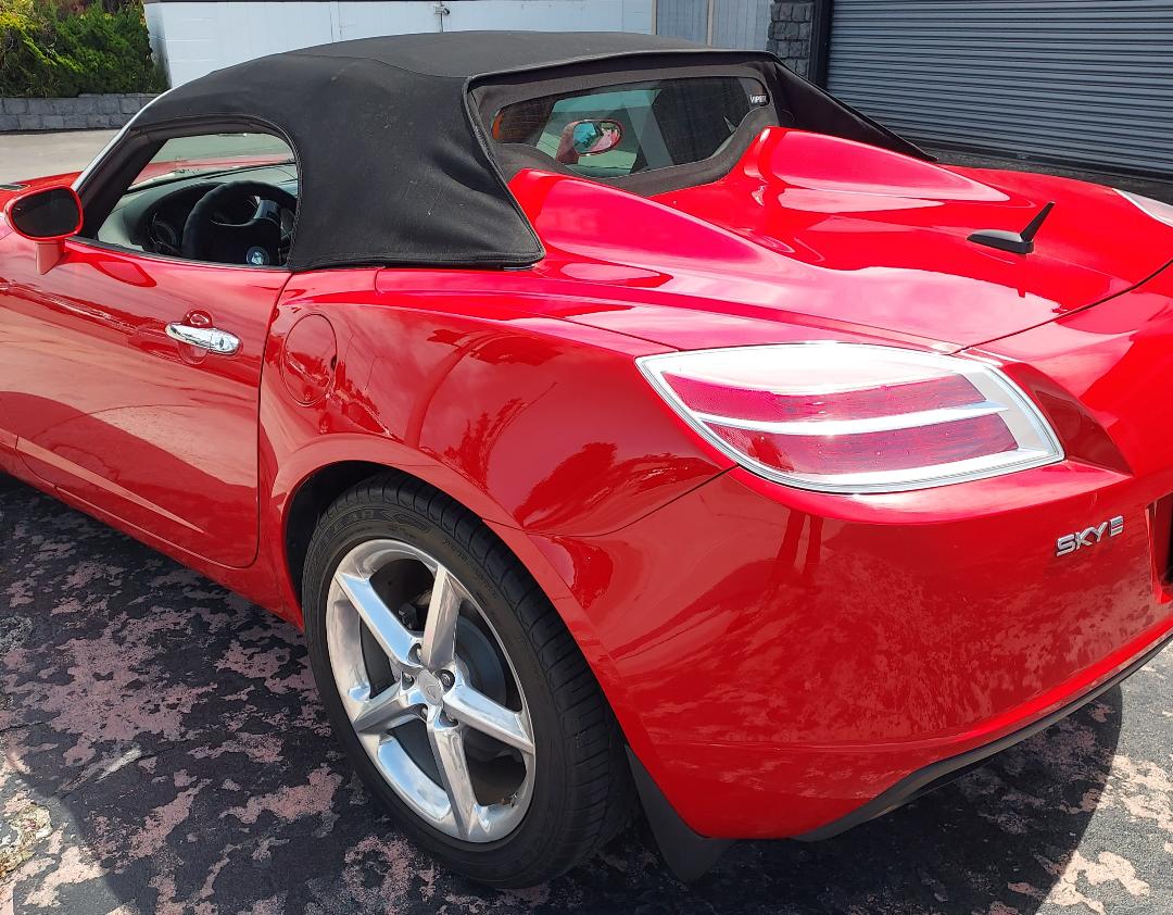 Used 2008 Saturn Sky Red Line RWD image 5