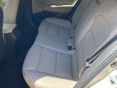 Used 2017 Hyundai Elantra Limited w/ Limited Ultimate Package 05 image 13