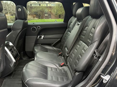 Used 2016 Land Rover Range Rover Sport HST image 14