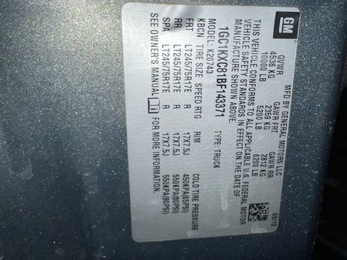 Used 2011 Chevrolet Silverado 2500 LT w/ Interior Plus Package image 6