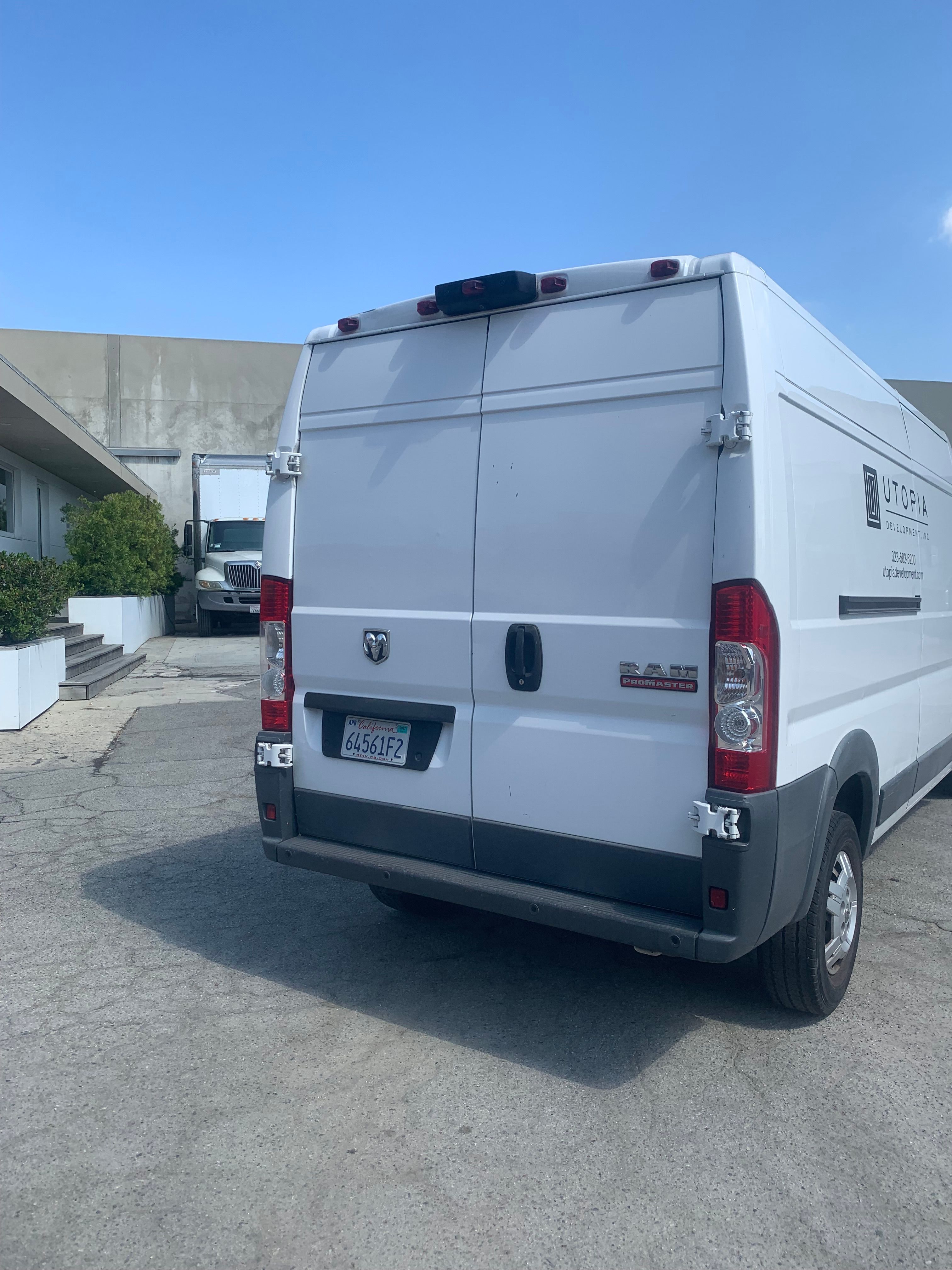 Used 2017 RAM ProMaster 2500 w/ Interior Convenience Group FWD image 5