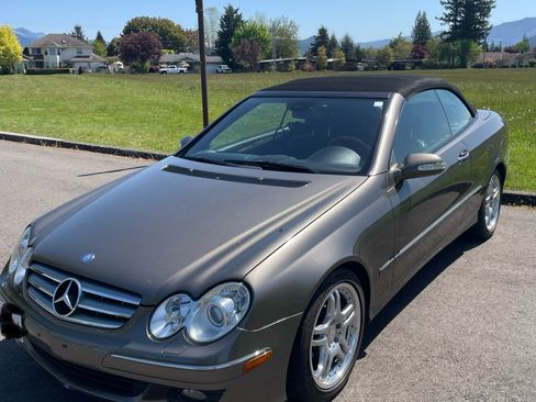 Used 2008 Mercedes-Benz CLK 350 Cabriolet image 2
