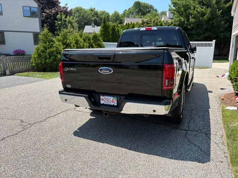Used 2016 Ford F150 Lariat w/ Equipment Group 501A Mid AWD/4WD image 12