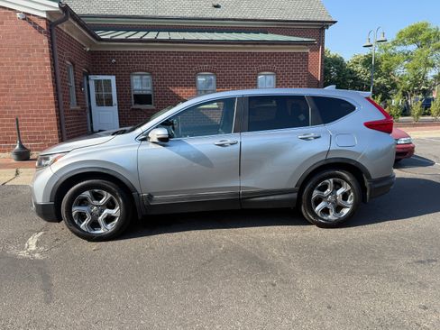 Used 2017 Honda CR-V EX-L image 9