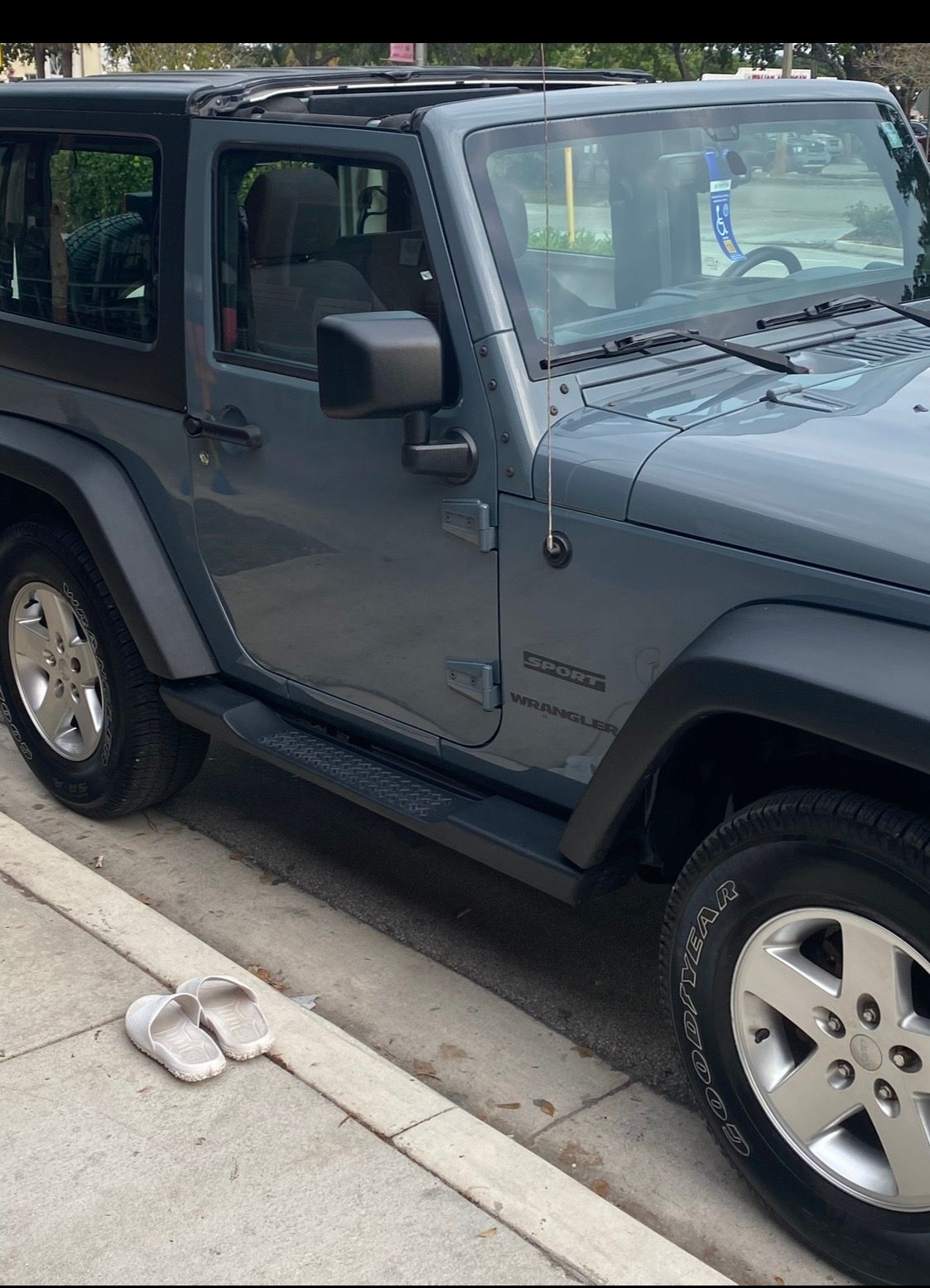 Used 2014 Jeep Wrangler Sport w/ Quick Order Package 24S AWD/4WD image 4