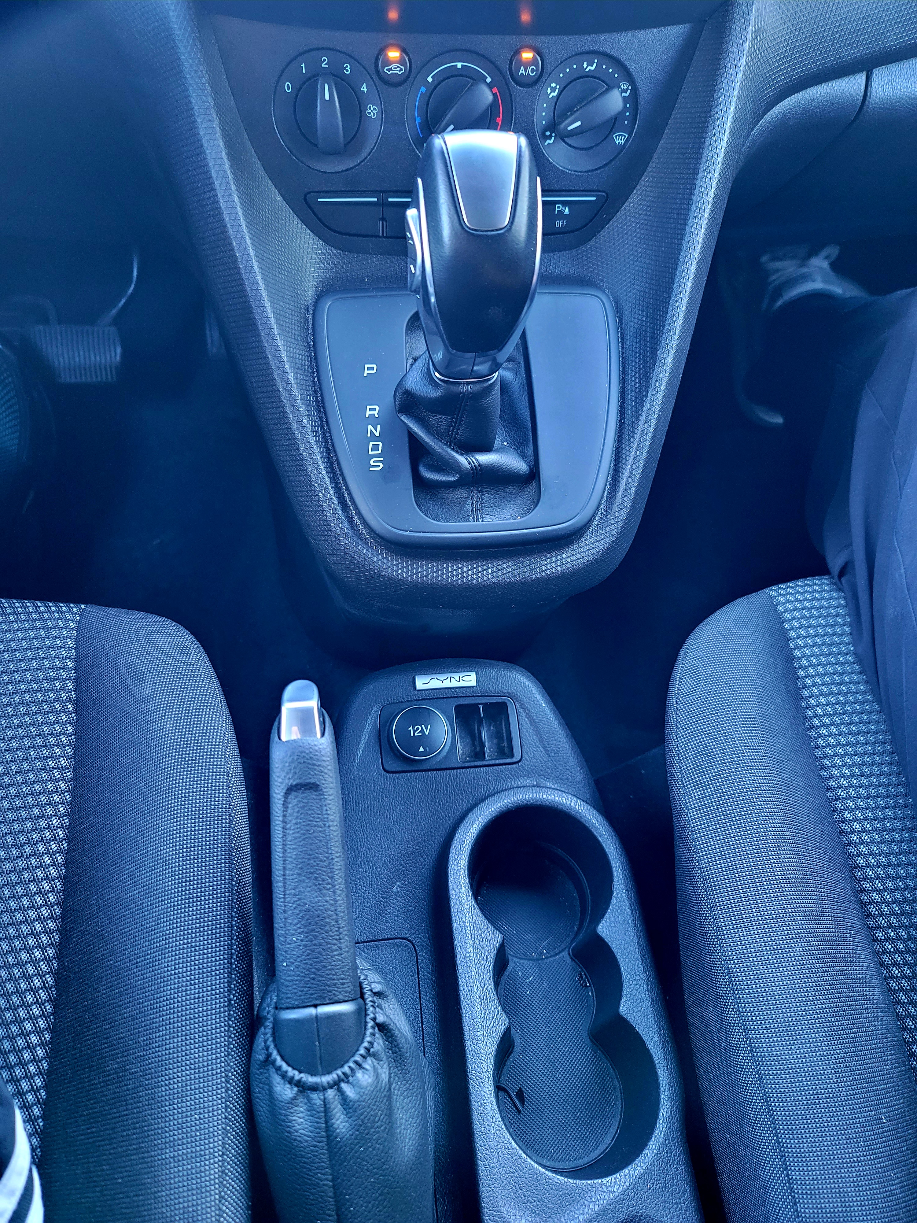 Used 2018 Ford Transit Connect XL FWD image 9