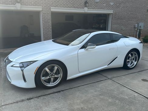 Used 2018 Lexus LC 500 Coupe w/ Touring Package RWD image 6