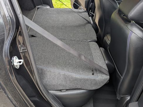 Used 2012 MAZDA MAZDA3 s Grand Touring image 11