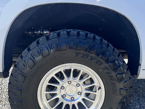 Used 2020 Chevrolet Silverado 1500 LTZ w/ LTZ Premium Package image 8